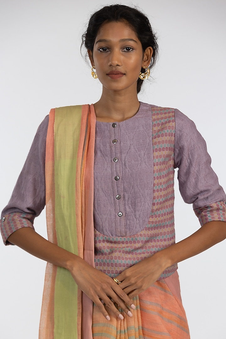 Multi-Colored Pure Linen Geometric Motif Embroidered Handloom Festive Saree Set by Kasturi Kundal at Pernia's Pop Up Shop