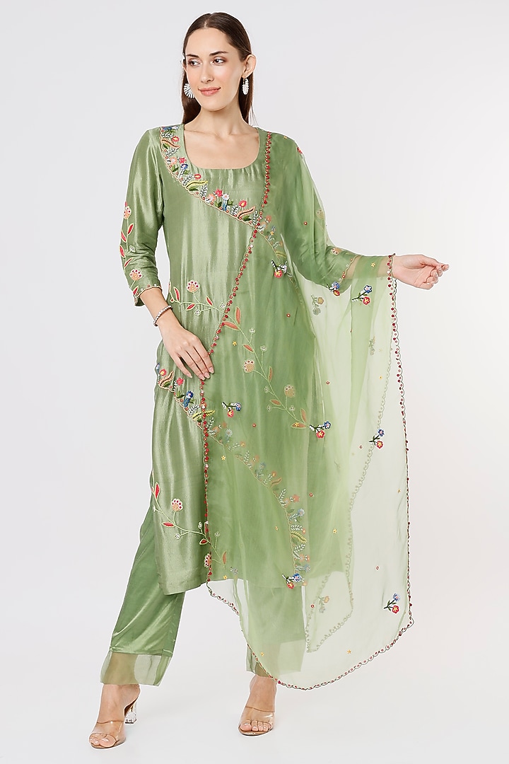 Green Dupion Silk Kurta Set by Kasturi Tikmani at Pernia's Pop Up Shop