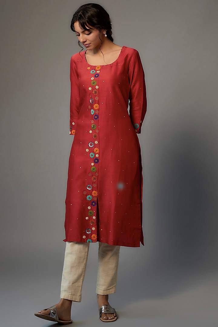 Red Pure Silk Chanderi Hand Embroidered Kurta by Kasturi Tikmani at Pernia's Pop Up Shop