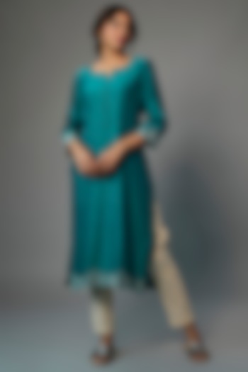 Teal Blue Pure Chanderi Silk Hand Embroidered Kurta by Kasturi Tikmani at Pernia's Pop Up Shop