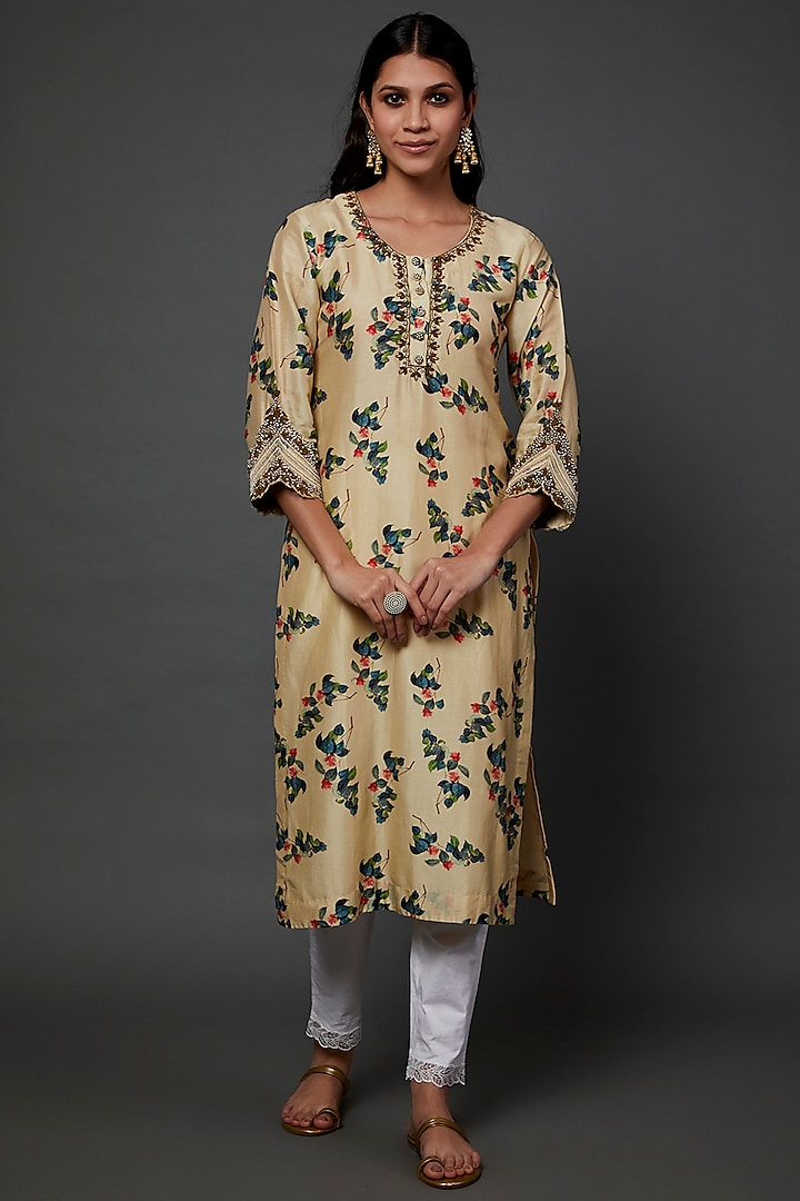 Beige Chanderi Silk Kurta by Kasturi Tikmani at Pernia's Pop Up Shop