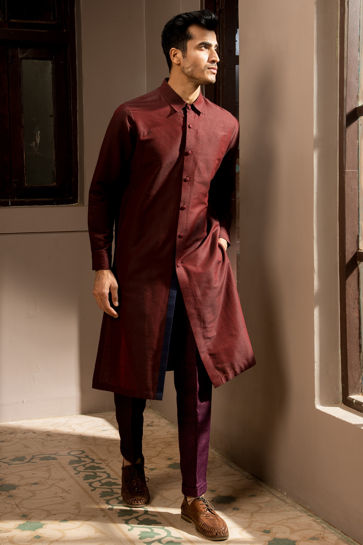 Manyavar Kurta Jacket Set for Men, Full Sleeves Mandarin Collar Ethnic Wear  Jacket Set for Festival, Wedding, Party Blended Viscose (Peach, S) :  Amazon.in: Fashion