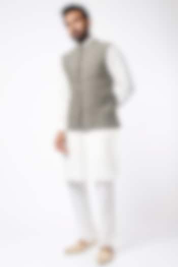 Grey Reversible Bundi Jacket by Kunal Anil Tanna at Pernia's Pop Up Shop