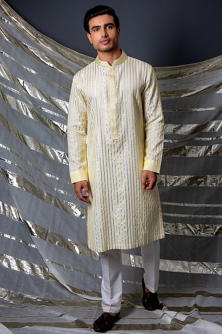 Off-White Silk Kurta Set by Kunal Anil Tanna at Pernia's Pop Up Shop