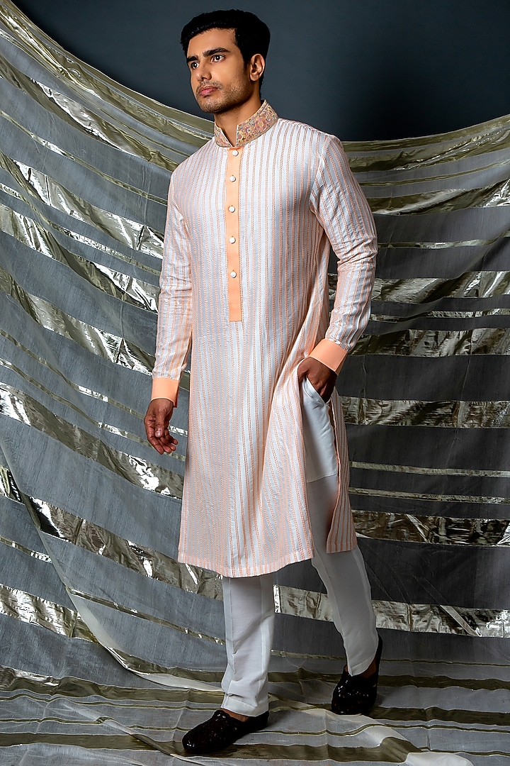 Off-White Embroidered Kurta Set by Kunal Anil Tanna at Pernia's Pop Up Shop