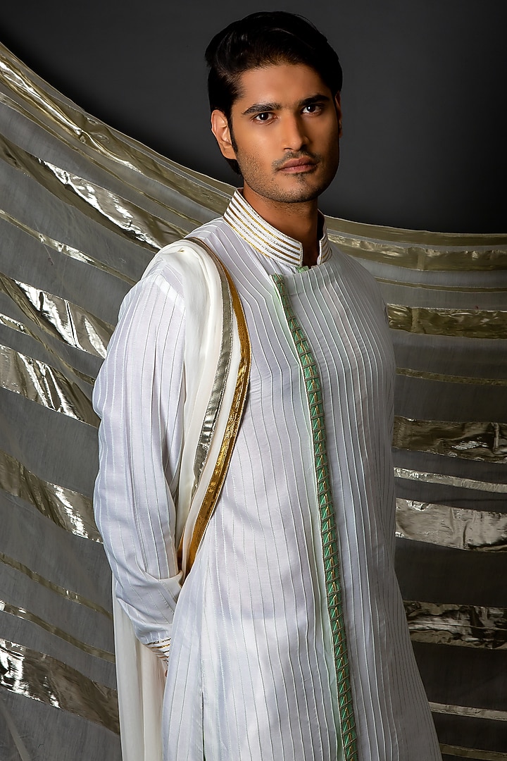 Off-White Cotton Kurta Set by Kunal Anil Tanna at Pernia's Pop Up Shop