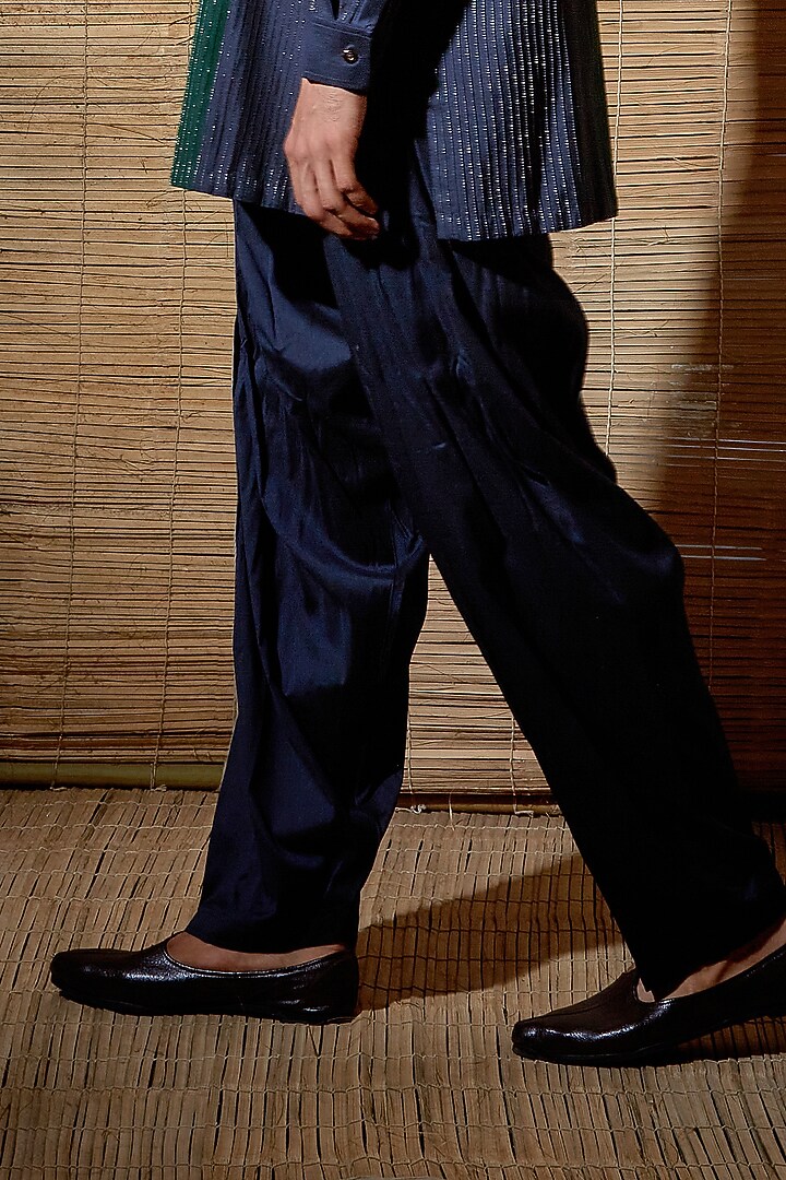 Dark Blue Cotton Kurta Set by Kunal Anil Tanna at Pernia's Pop Up Shop