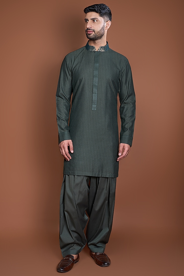 Dark Green Cotton Thread Textured Kurta Set by Kunal Anil Tanna