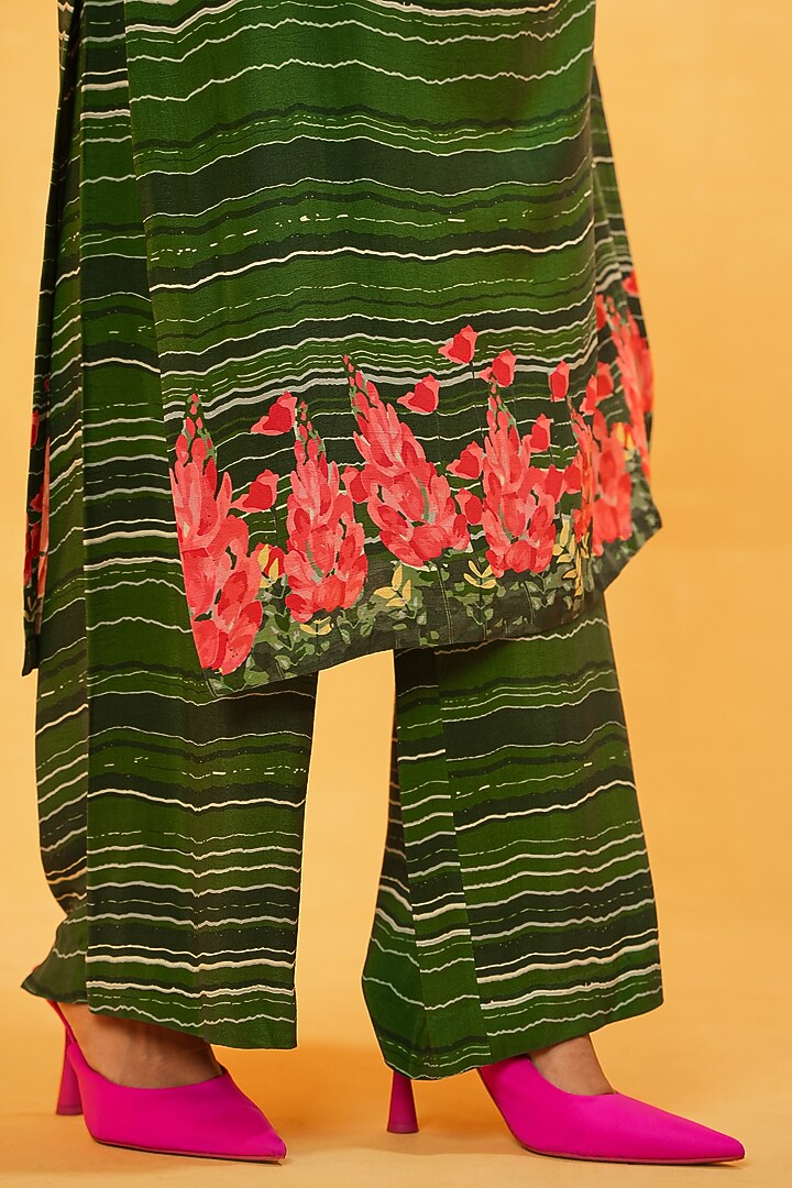 Green Moroccan Crepe Printed Kurta Set by Kauza at Pernia's Pop Up Shop