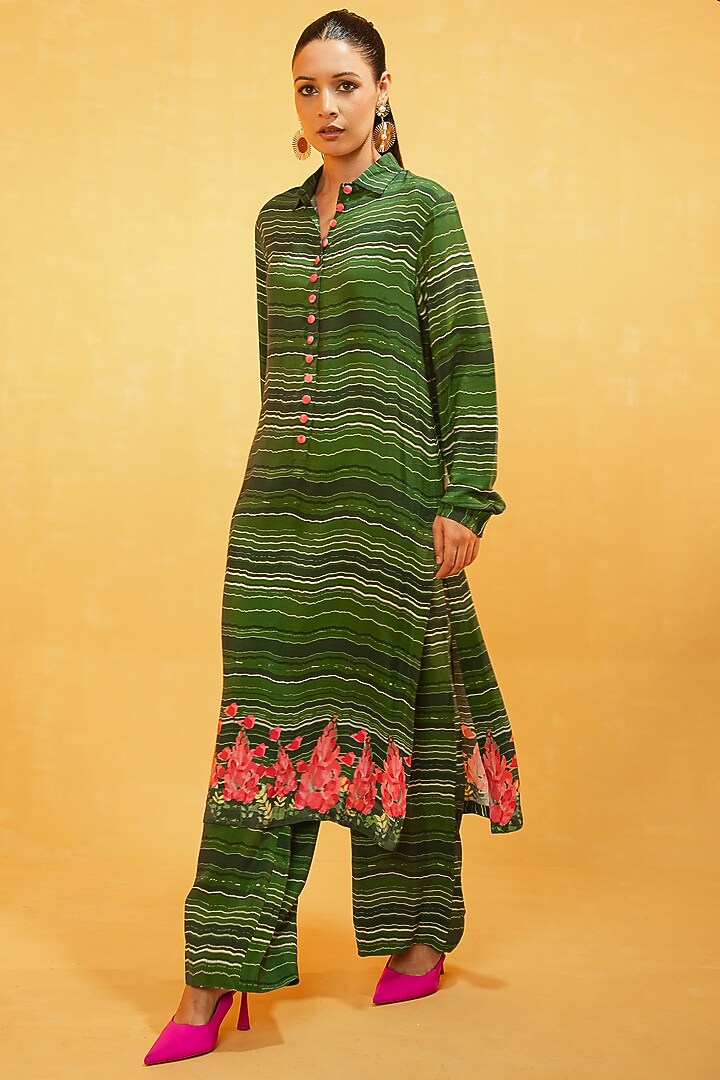 Green Moroccan Crepe Printed Kurta Set by Kauza at Pernia's Pop Up Shop