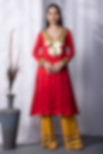 Red Bemberg Silk Coin Hand Embroidered Kurta Set by KANIKA VERMA at Pernia's Pop Up Shop