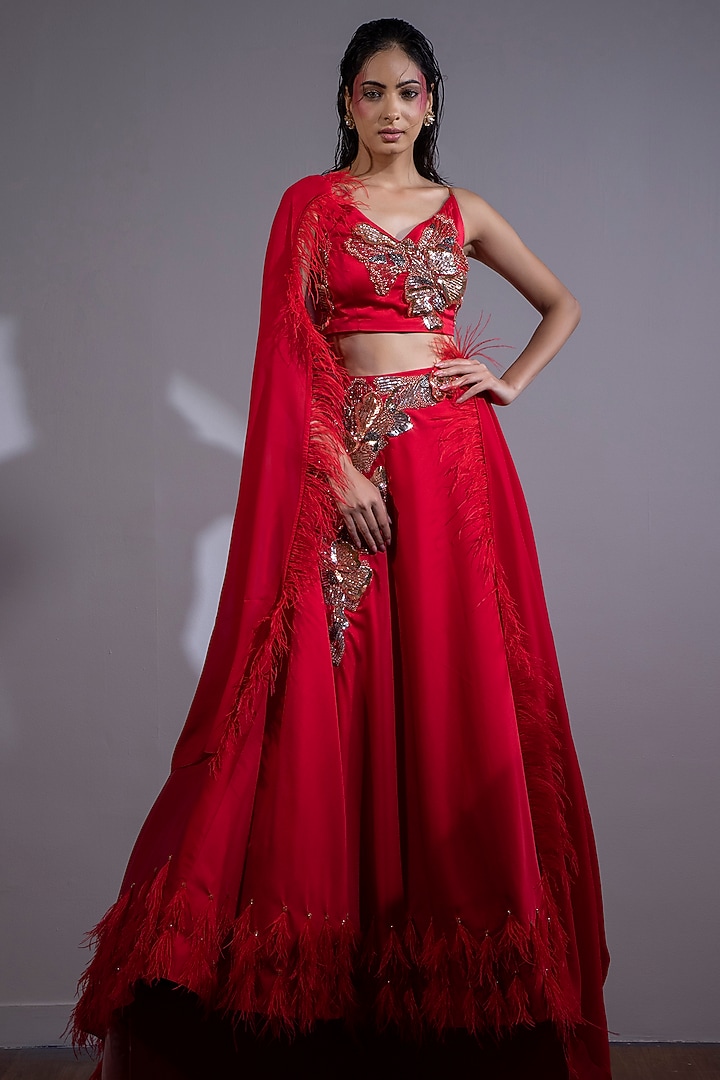 Red Bemberg Silk Mukaish Hand Embroidered Trail Bridal Lehenga Set by KANIKA VERMA at Pernia's Pop Up Shop