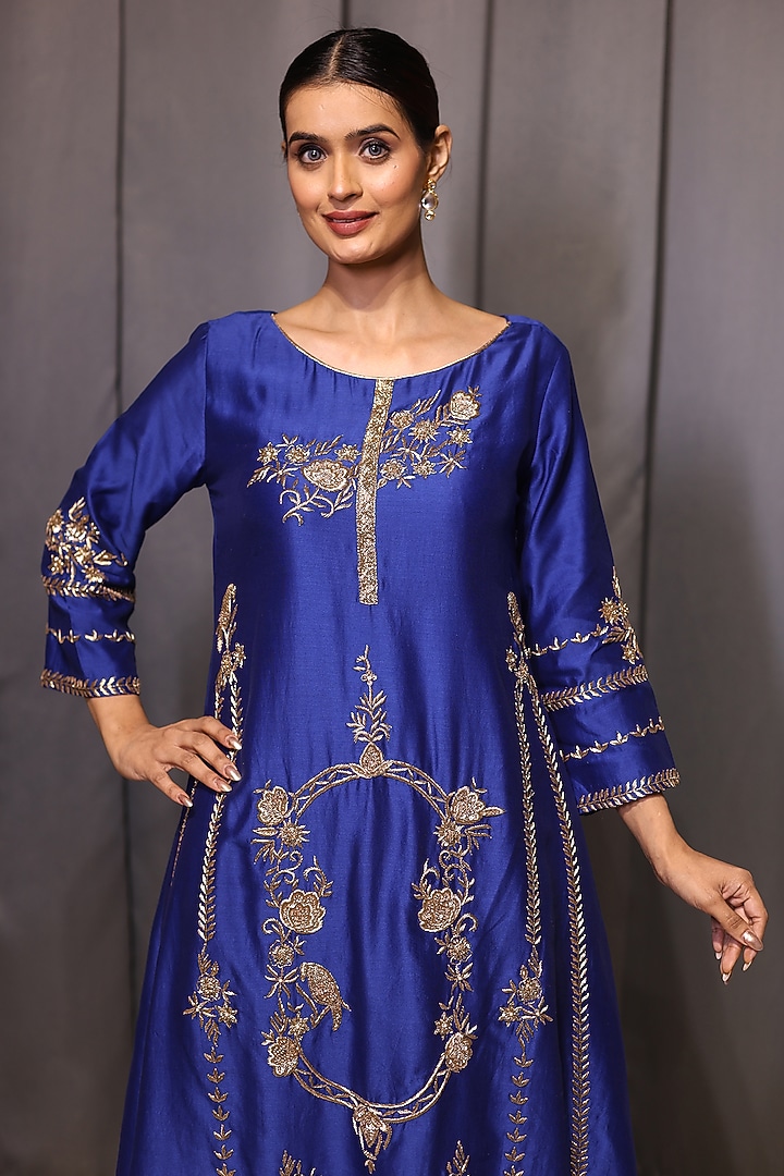 Blue Chanderi Dabka Embroidered A-Line Kurta Set by KANIKA VERMA at Pernia's Pop Up Shop