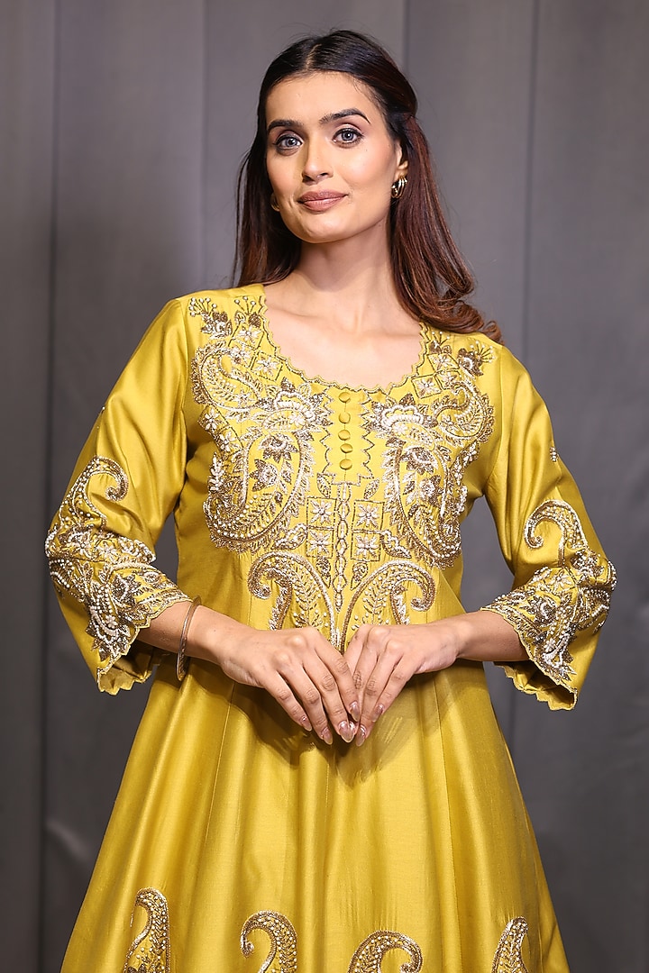 Olive Green Chanderi Pearl Hand Embroidered Short Wedding Anarkali Set by KANIKA VERMA at Pernia's Pop Up Shop
