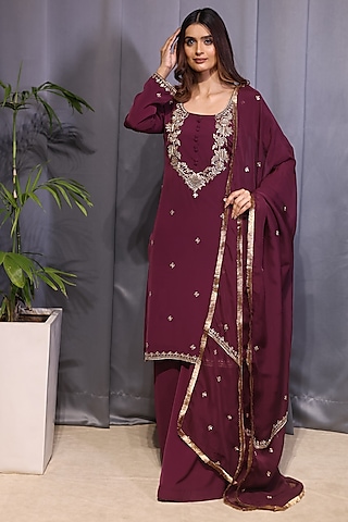 Wine Crepe Dabka Embroidered Straight Kurta Set by KANIKA VERMA