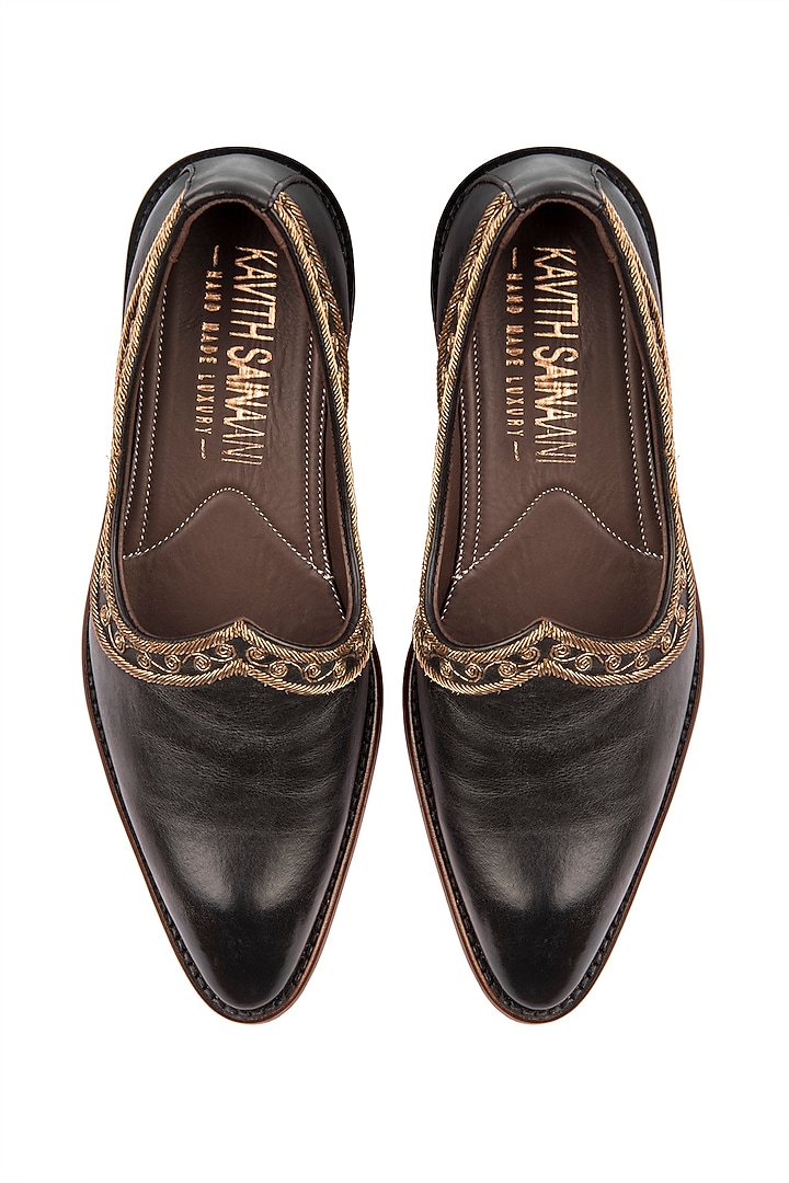 Black Juttis With Zardosi Embroidery by Kavith at Pernia's Pop Up Shop