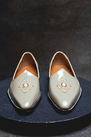 Ash Grey Embroidered Juttis by Kavith