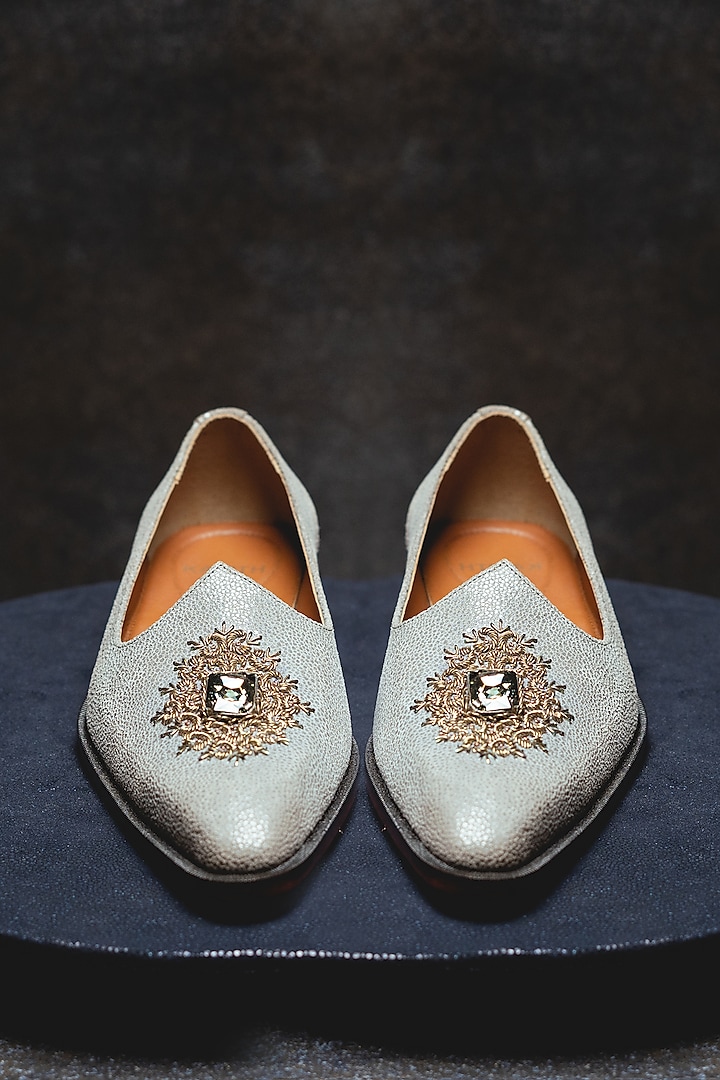 Grey Embroidered Juttis by Kavith