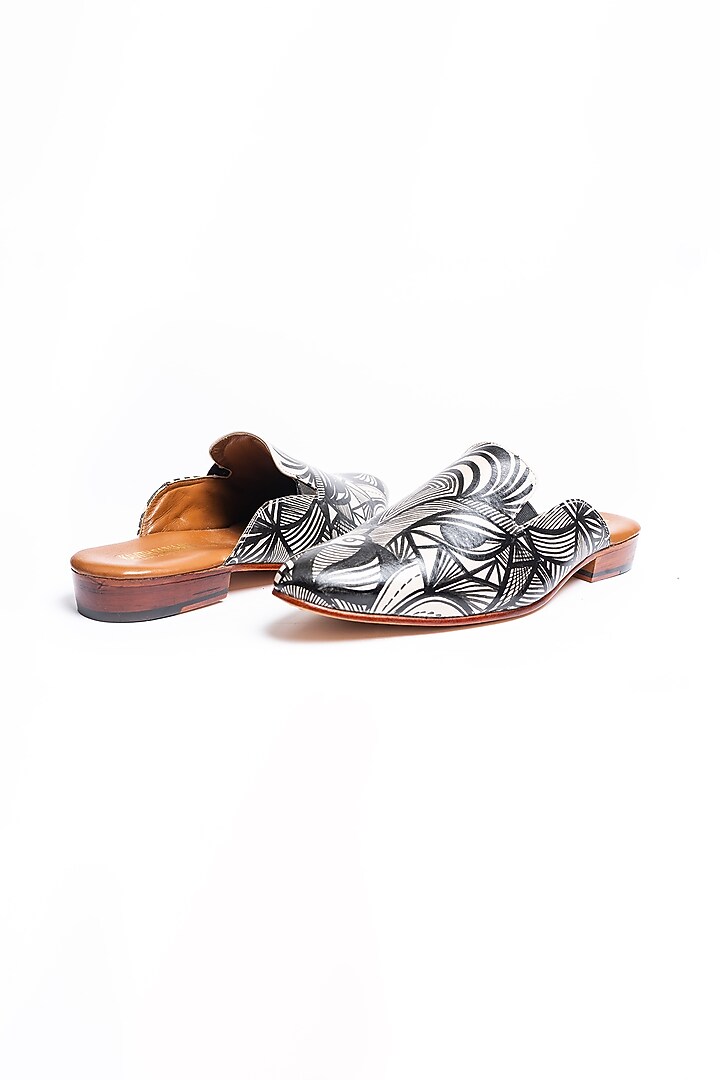 Black & White Printed Mules by Kavith at Pernia's Pop Up Shop
