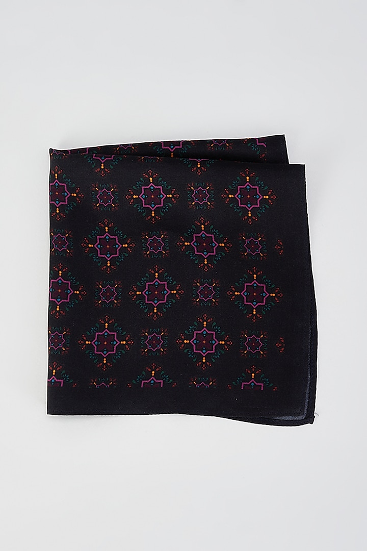 Black Twill Silk Pocket Square by KAYSTLE