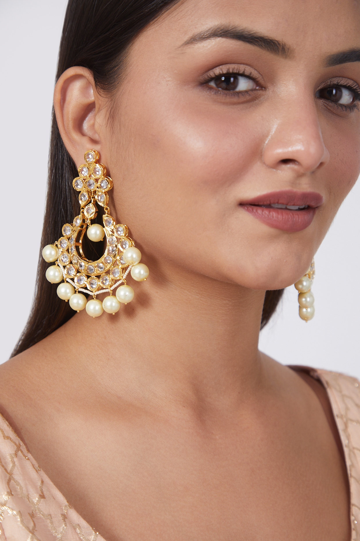 LIGHT DANGLING PEARL CHANDBALI EARRINGS IN GOLD PLATED