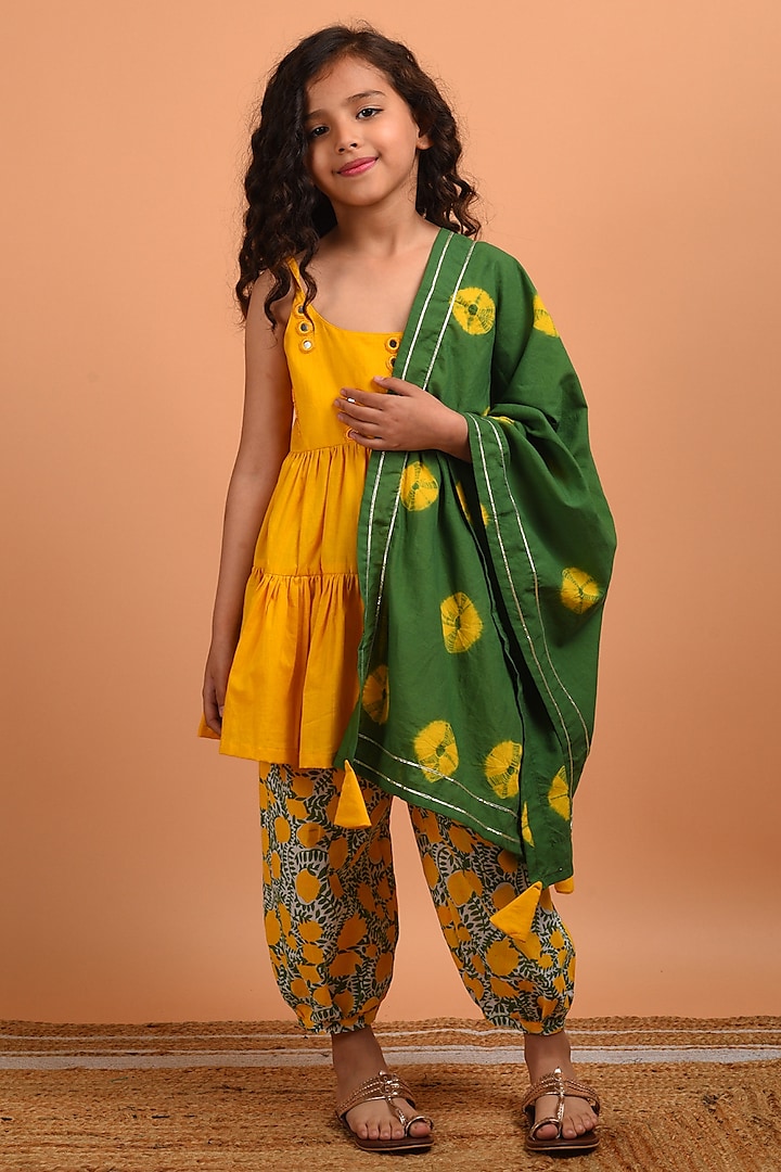 Yellow Embroidered Kurta Set For Girls by KALP at Pernia's Pop Up Shop