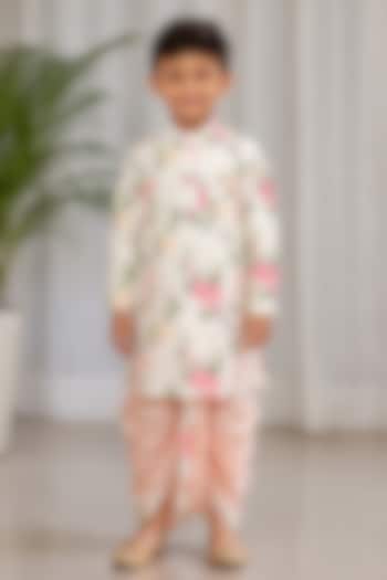 Peach & White Printed Kurta Set For Boys by Kirti Agarwal Pret n Couture at Pernia's Pop Up Shop