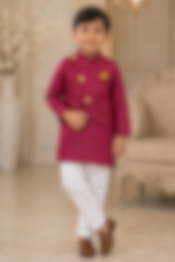 Reddish Pink Kurta Set With Embroidered Bundi Jacket For Boys by Kirti Agarwal Pret n Couture at Pernia's Pop Up Shop