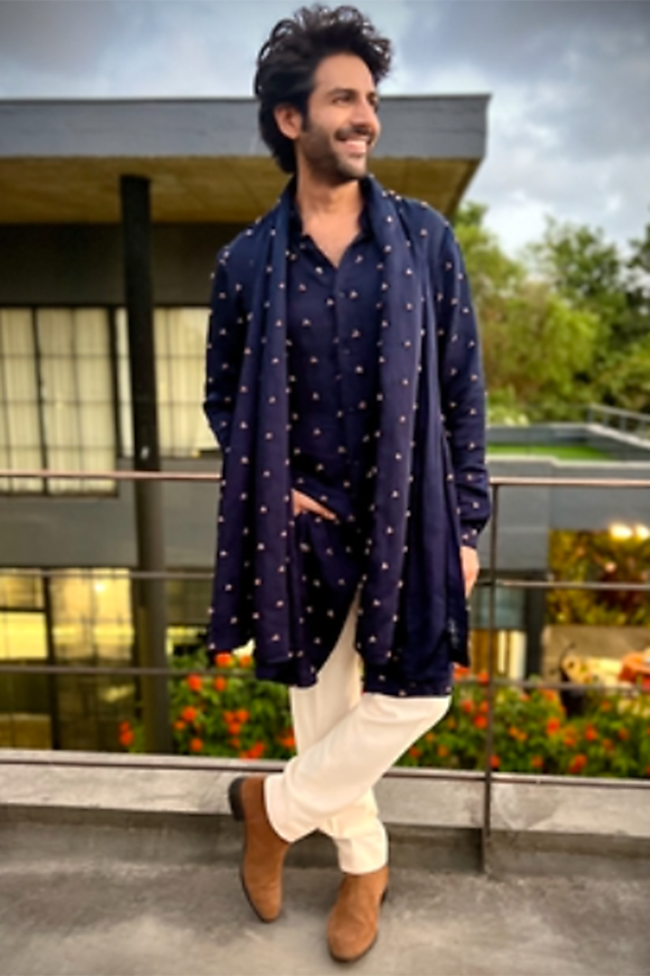 Navy Blue Linen Satin Embroidered Kurta With Stole by Kunal Rawal