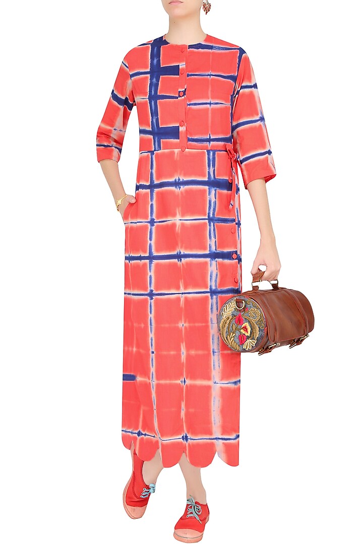Pink orange clamp dyed straight dress available only at Pernia's Pop Up Shop.