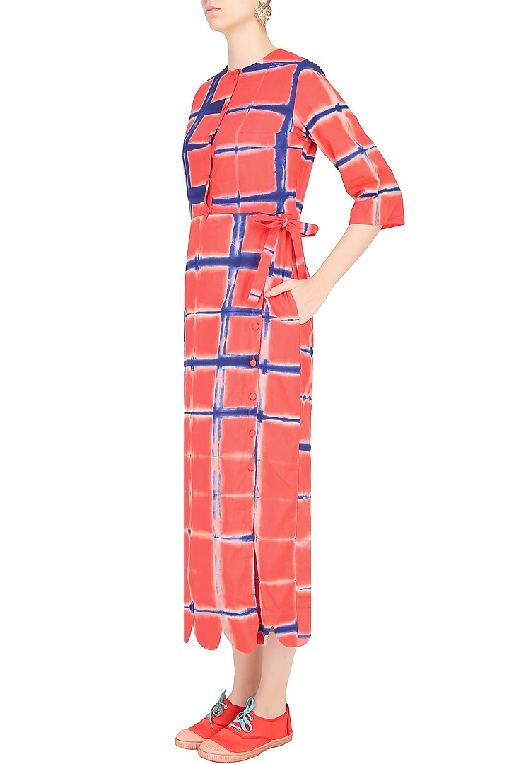 Pink orange clamp dyed straight dress available only at Pernia's Pop Up Shop.