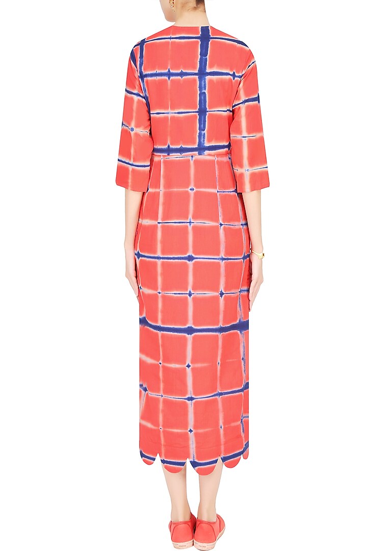 Pink orange clamp dyed straight dress available only at Pernia's Pop Up Shop.