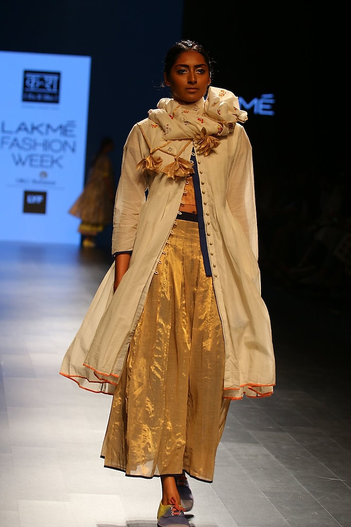 Gold box pleated cotton skirt by Ka-Sha