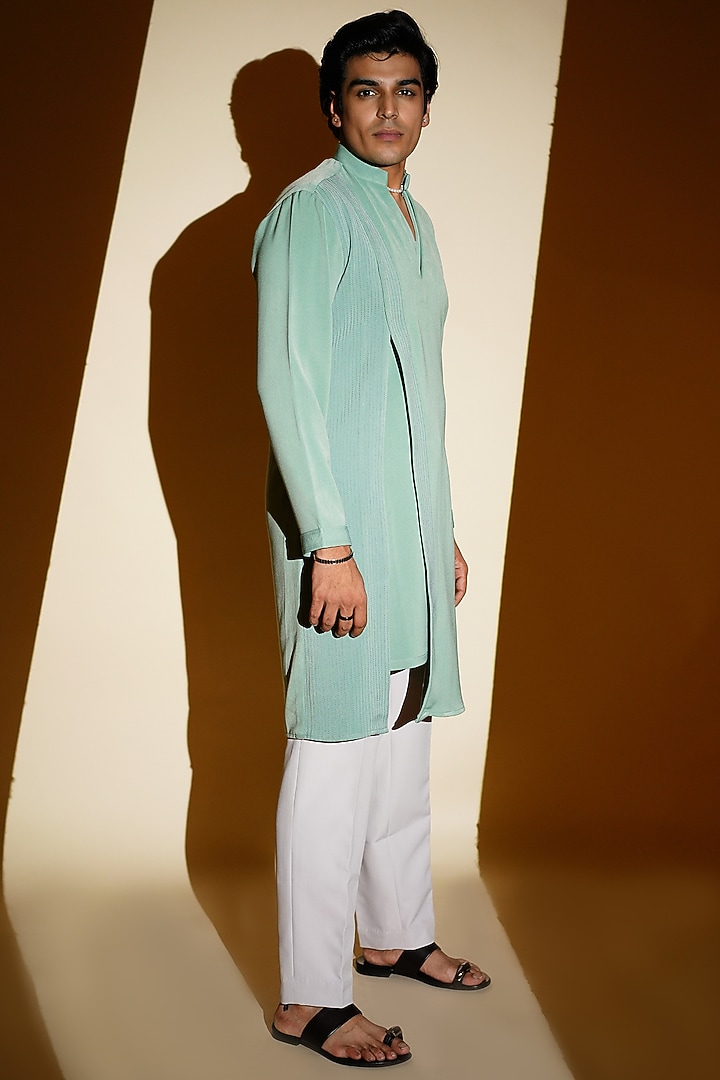 Sea Green Embroidered Kurta Set by KHUSHBOO CHUGH MEN at Pernia's Pop Up Shop
