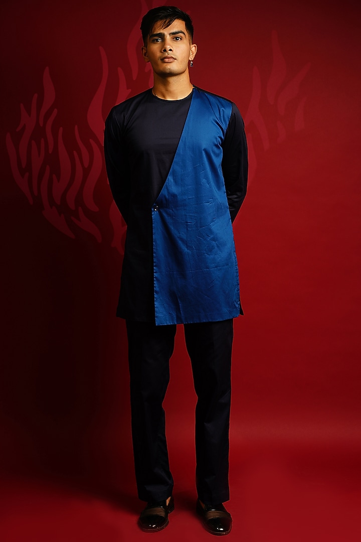 Royal Blue & Black Cotton Satin Kurta Set by KHUSHBOO CHUGH MEN at Pernia's Pop Up Shop