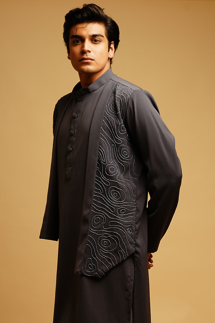 Charcoal Grey Kurta Set With Shrug Jacket by KHUSHBOO CHUGH MEN at Pernia's Pop Up Shop
