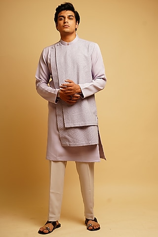 Lush Lavender Crepe Kurta Set by KHUSHBOO CHUGH MEN