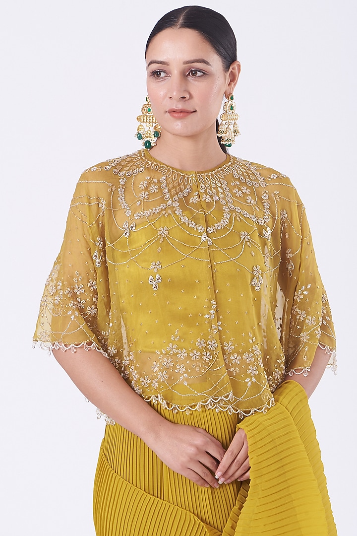 Ochre Crinkle Georgette Pre-Stitched Wedding Saree Set by Kavita Bhartia at Pernia's Pop Up Shop