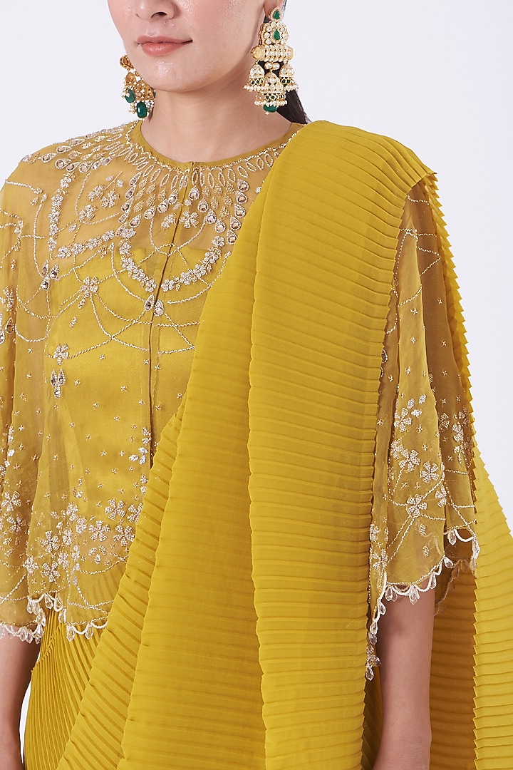 Ochre Crinkle Georgette Pre-Stitched Wedding Saree Set by Kavita Bhartia at Pernia's Pop Up Shop