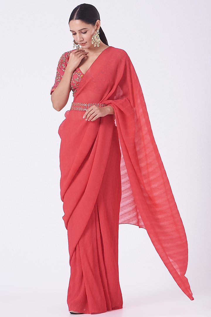 Carrot Red Crinkle Georgette Pre-Stitched Saree Set by Kavita Bhartia