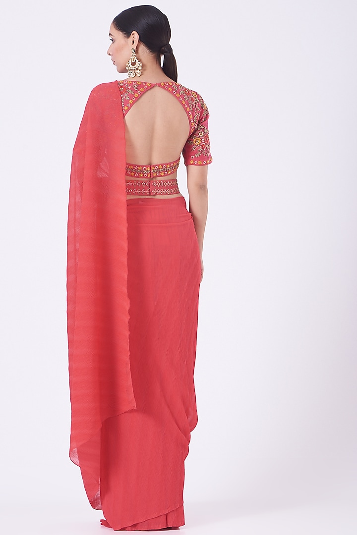 Carrot Red Crinkle Georgette Pre-Stitched Wedding Saree Set by Kavita Bhartia at Pernia's Pop Up Shop