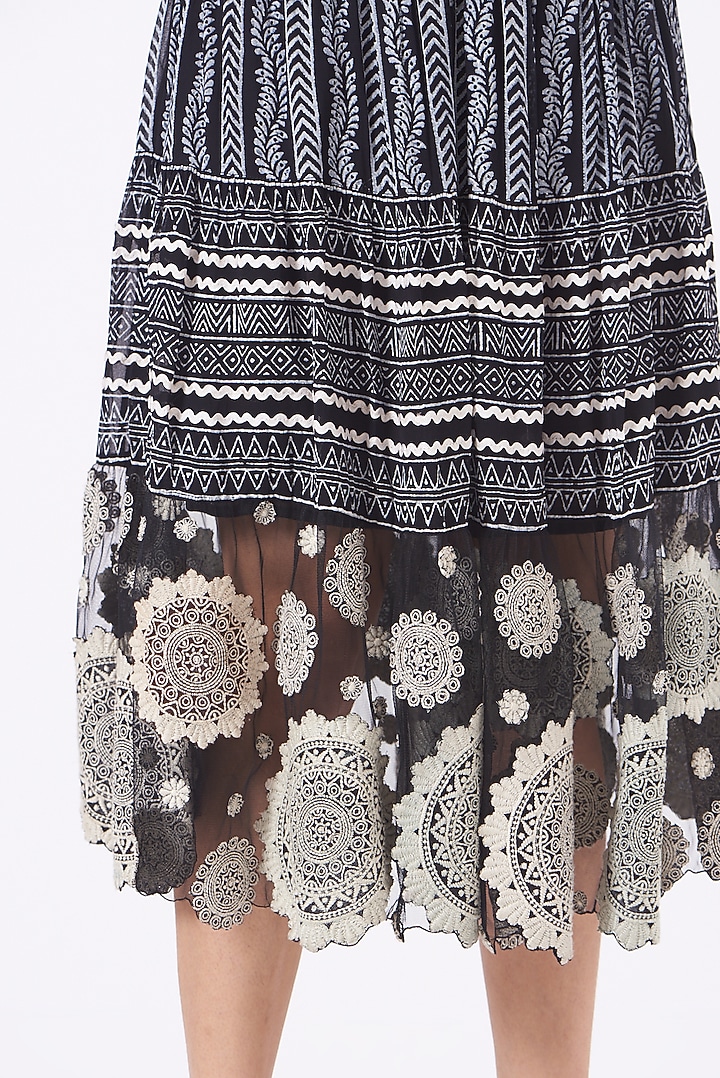 Black & White Georgette Handprinted Skirt Set by Kavita Bhartia at Pernia's Pop Up Shop