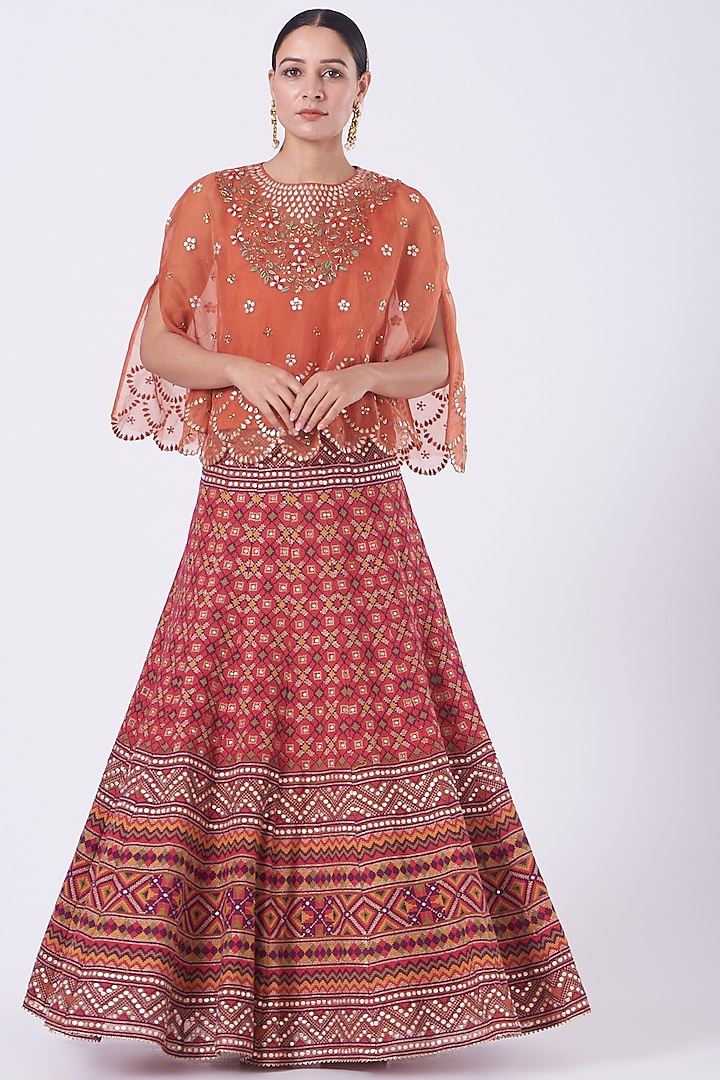 Fuchsia Embroidered Skirt Set by Kavita Bhartia at Pernia's Pop Up Shop