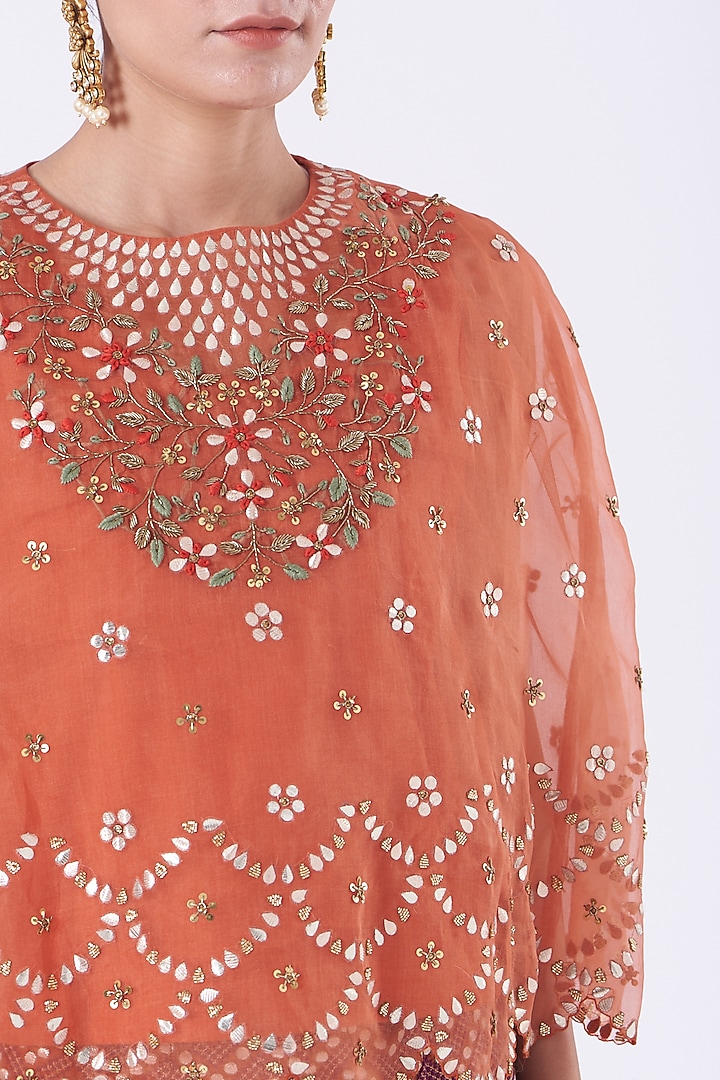 Fuchsia Embroidered Skirt Set by Kavita Bhartia at Pernia's Pop Up Shop
