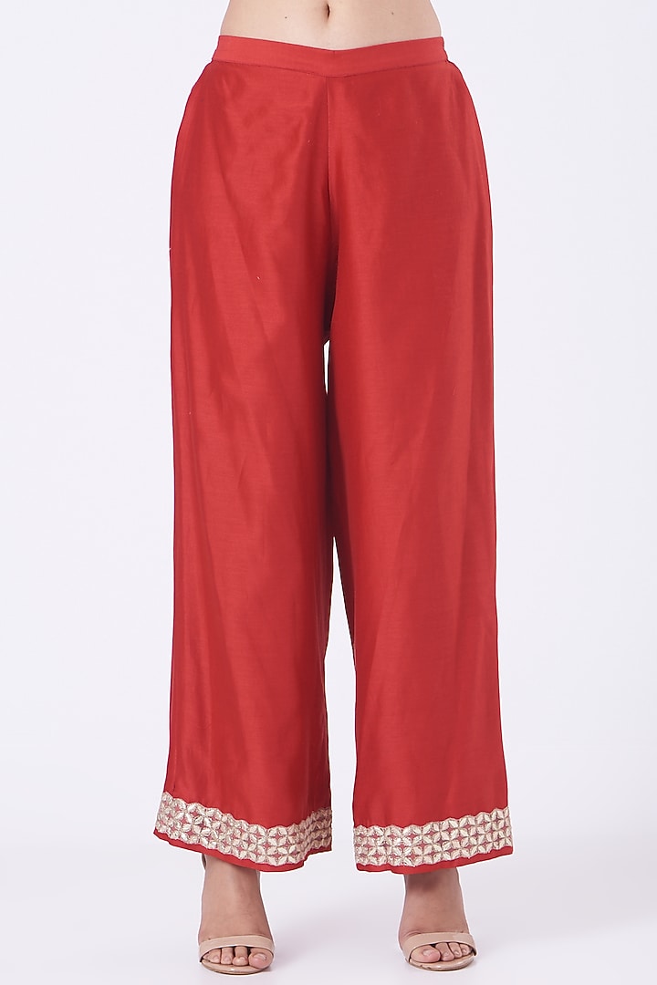 Rust Red Embroidered Kurta Set by Kavita Bhartia at Pernia's Pop Up Shop
