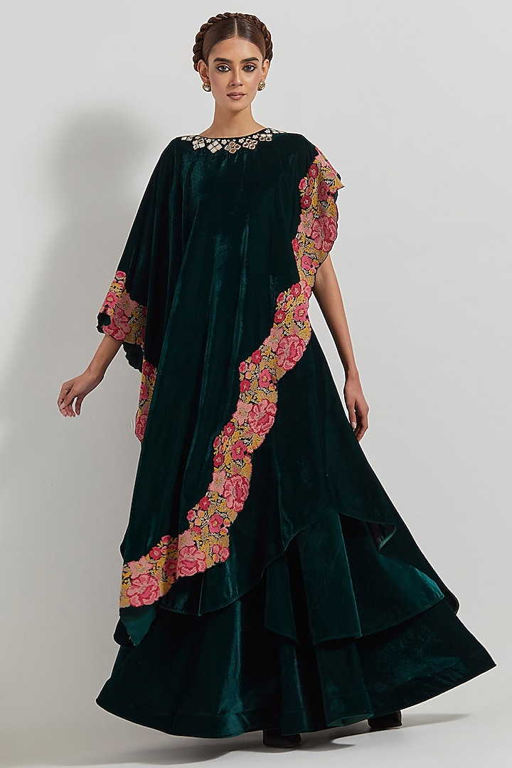 Bottle Green Velvet Hand Embroidered Asymmetric Cape Set by Kavita Bhartia at Pernia's Pop Up Shop