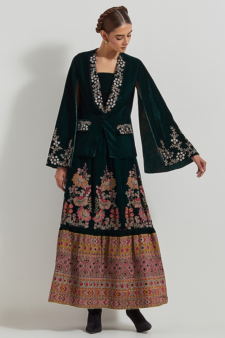 Bottle Green Velvet Hand Embellished Jacket Set by Kavita Bhartia at Pernia's Pop Up Shop
