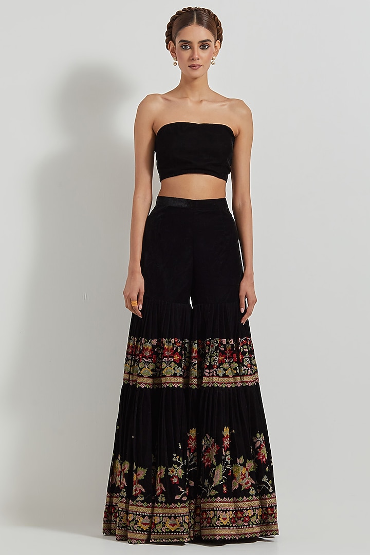 Black Velvet Pleated Wedding Sharara Set by Kavita Bhartia at Pernia's Pop Up Shop