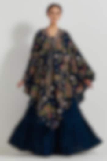 Teal Velvet Hand Embroidered Cape Set by Kavita Bhartia at Pernia's Pop Up Shop