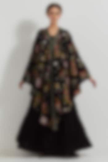 Black Velvet Hand Embroidered Cape Set by Kavita Bhartia at Pernia's Pop Up Shop